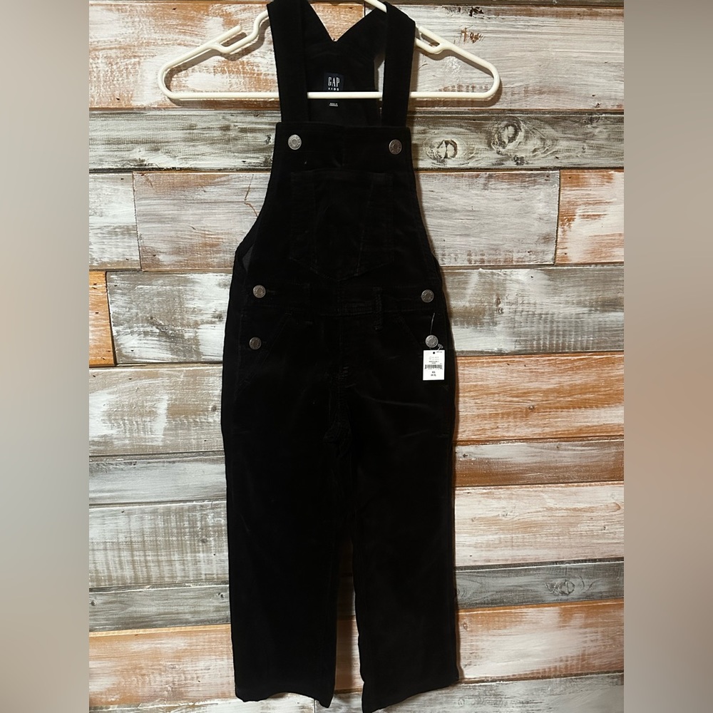 GAP XS overall